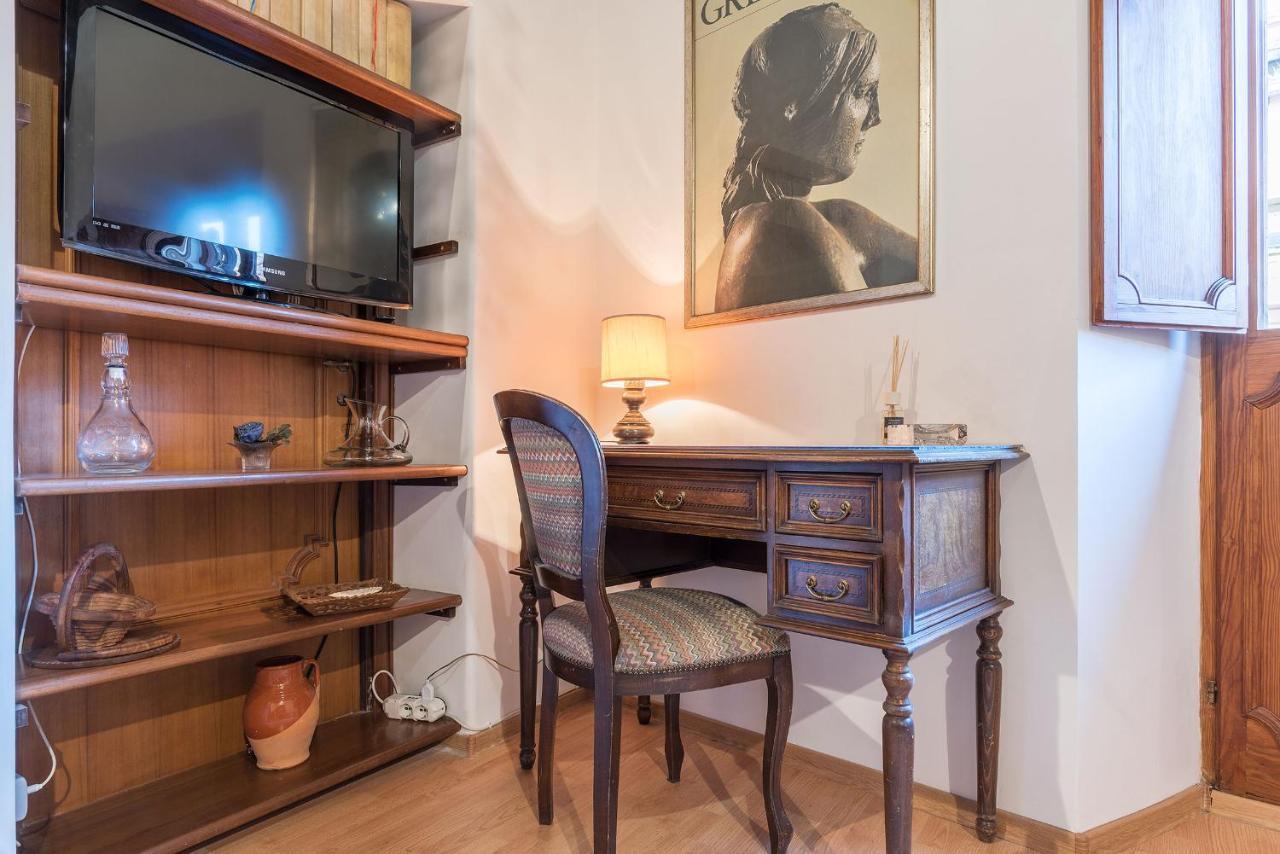 Апартаменты Montecitorio & Pantheon Stylish Flat Рим Экстерьер фото