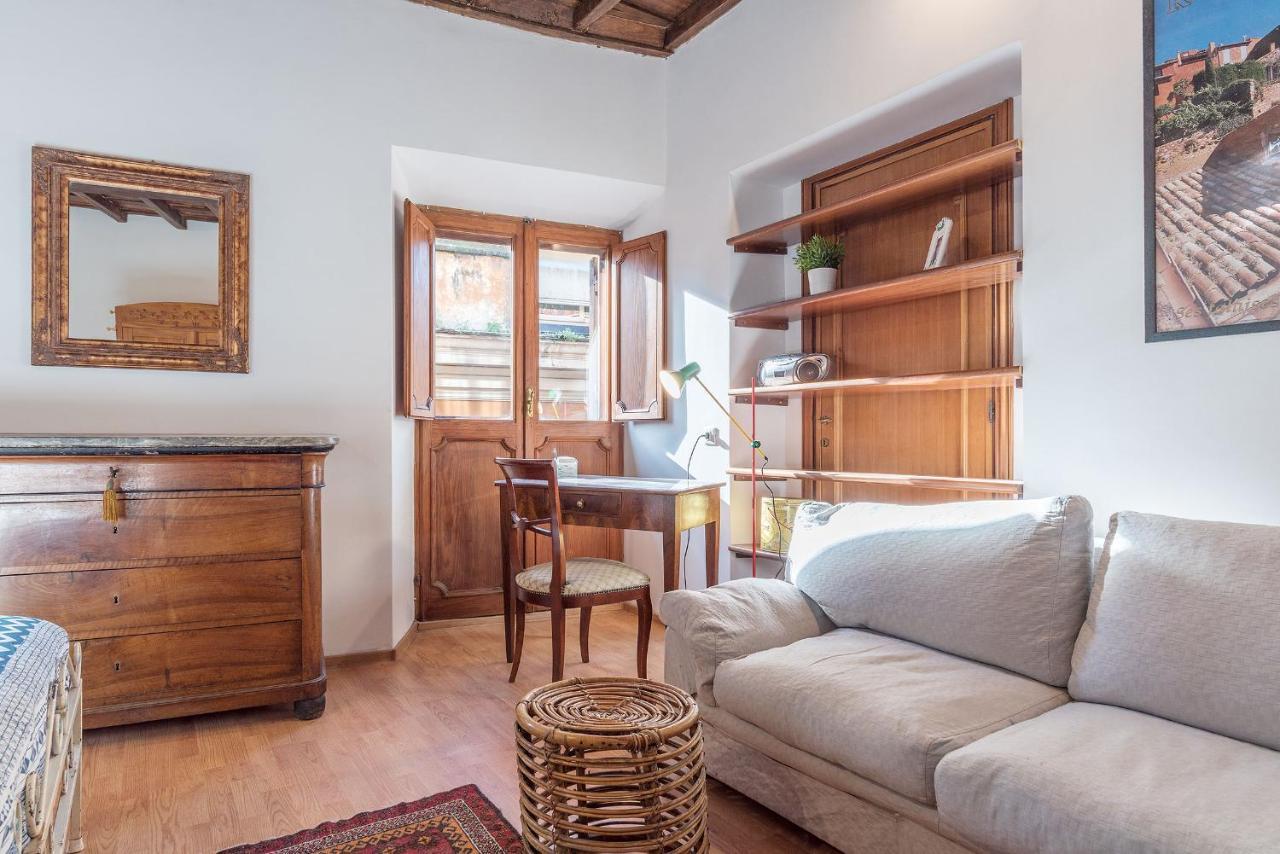 Апартаменты Montecitorio & Pantheon Stylish Flat Рим Экстерьер фото